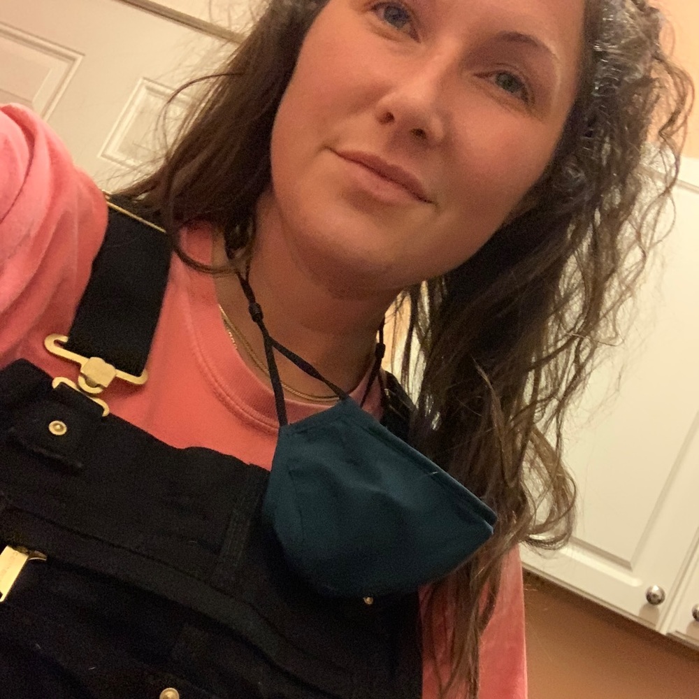 Meet your Posher, Meaghan